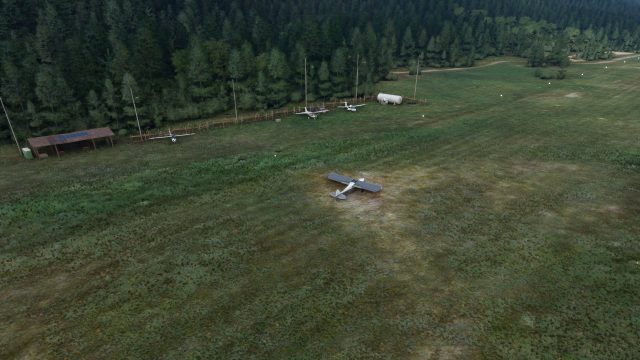 Screenshot 1 — Banff Airport (CYBA) Alberta, Canada Scenery
