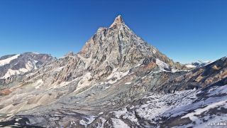 Screenshot 3 — Matterhorn Mountain Scenery