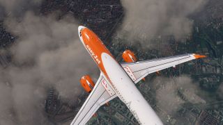 Screenshot 29 — easyJet Airbus A320neo (G-UZHA) 8K Livery