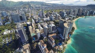 Screenshot 1 — Honolulu, Hawaii & Surrounding Area Scenery