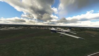 Screenshot 5 — Cranfield Airport, England (EGTC) Scenery