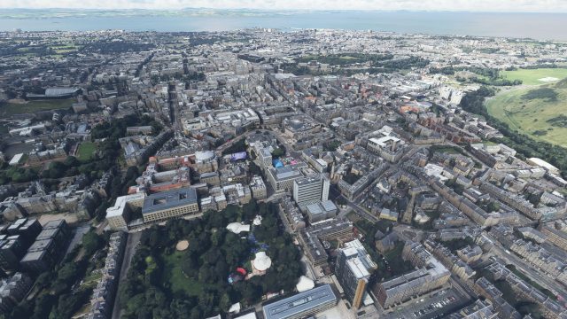 Screenshot 1 — Edinburgh, Scotland Scenery