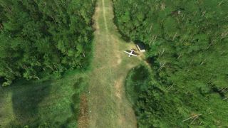 Screenshot 1 — Lele Airstrip (AYLE) Papua New Guinea Scenery