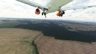 Screenshot 19 — Sukhoi SuperJet 100-95