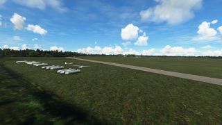 Screenshot 8 — Bicester Airfield (EGDD) Scenery