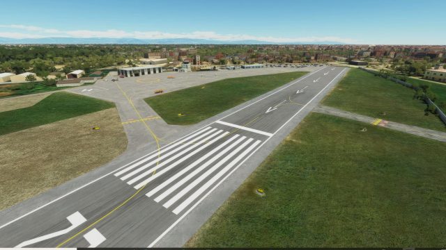Screenshot 1 — Padua "Gino Allegri" Airport (LIPU) Scenery