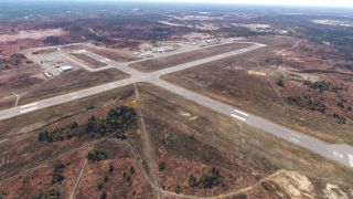 Screenshot 2 — Greater Sudbury Airport (CYSB) Scenery