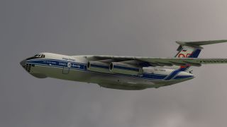 Screenshot 1 — Ilyushin Il-76