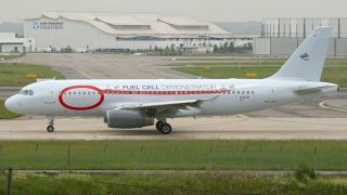 Screenshot 4 — DLR Flugbetriebe Airbus A320-232 reg D-ATRA