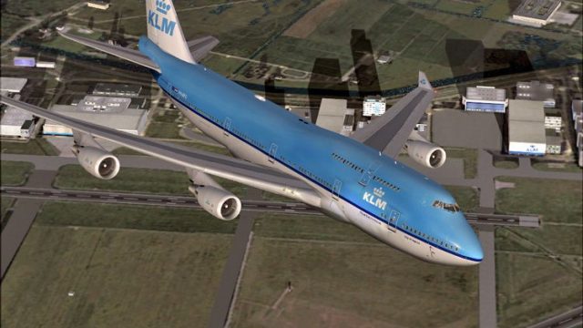 Screenshot 1 — KLM Boeing 747-400 Combi