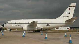 Screenshot 2 — FS2004/FS2002 T43 UNITED STATES AIR FORCE