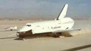 Screenshot 1 — Rockwell International Space Shuttle