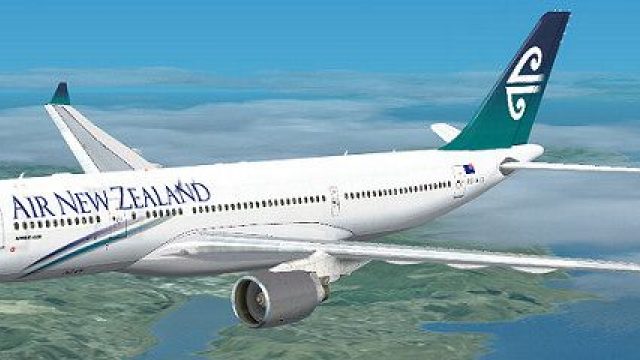 Screenshot 1 — Air New Zealand Airbus A330-200, registration ZK-A33
