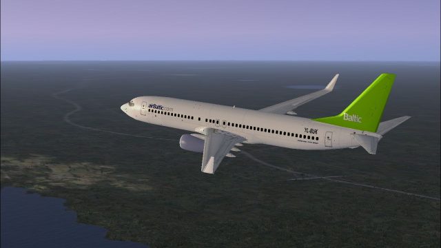 Screenshot 1 — airBaltic Boeing 737-800