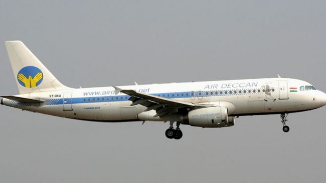 Screenshot 1 — Air Deccan Airbus A320