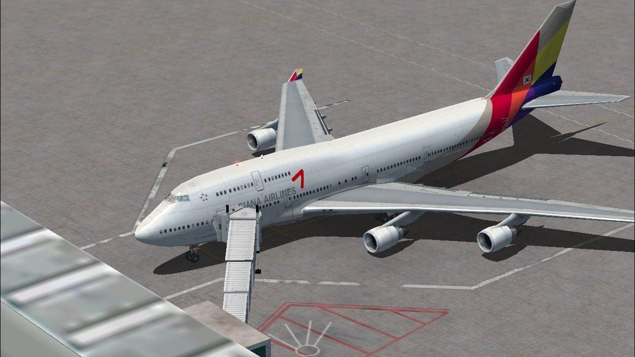 asiana-b747zip-1-hl7428-pic1-