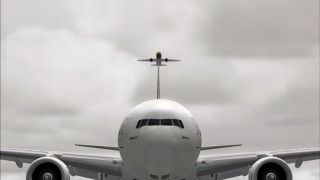Screenshot 8 — Emirates Boeing 777-21H