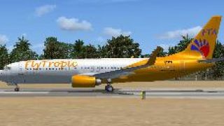 Screenshot 1 — FlyTropic Boeing 737-800