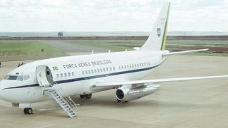 Screenshot 7 — Boeing 737-200 FAB