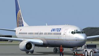 Screenshot 2 — United Airlines Boeing 737-800 VC