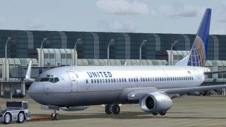 Screenshot 3 — United Airlines Boeing 737-800 VC