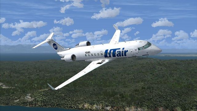 Screenshot 1 — UT Air CRJ200