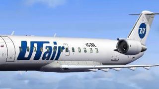 Screenshot 2 — UT Air CRJ200