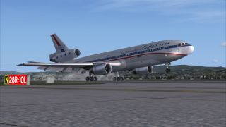 Screenshot 3 — United Airlines Douglas DC-10-10