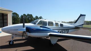 Screenshot 2 — Beechcraft Baron G58 N453TB