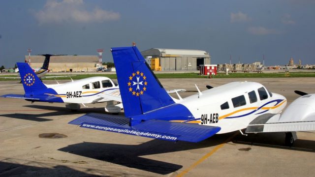 Screenshot 1 — European Pilot Academy Aircraft
