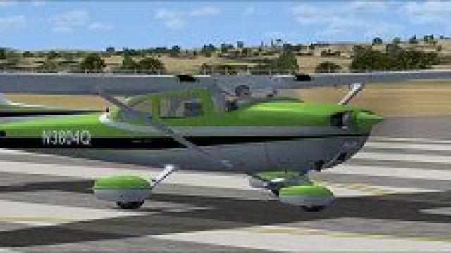 Screenshot 1 — Green Cessna Skyhawk 172
