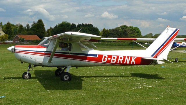 Screenshot 1 — Cessna 172 G-BCKV