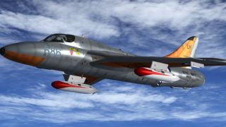 Screenshot 2 — Silver-Dayglo Royal Navy Hunter