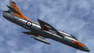 Screenshot 5 — Silver-Dayglo Royal Navy Hunter