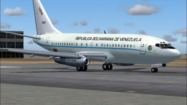 Screenshot 1 — Aircraft - Boeing 737-200 "Fuerza Aerea Venezolana 0001"