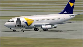 Screenshot 1 — FS2004/FS2002 Boeing 737-230 Ladeco