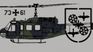 Screenshot 4 — "THR 30" Bell UH-1D