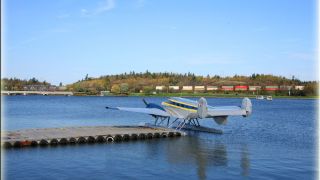 Screenshot 3 — Beechcraft D18S 3NM Floatplane