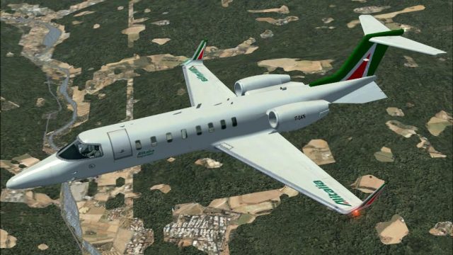 Screenshot 1 — Alitalia Learjet 45