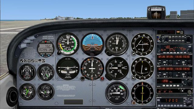 Screenshot 1 — Panel And FDE For Default Cessna 172SP