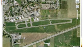 Screenshot 1 — Chilliwack Municipal Airport Scenery