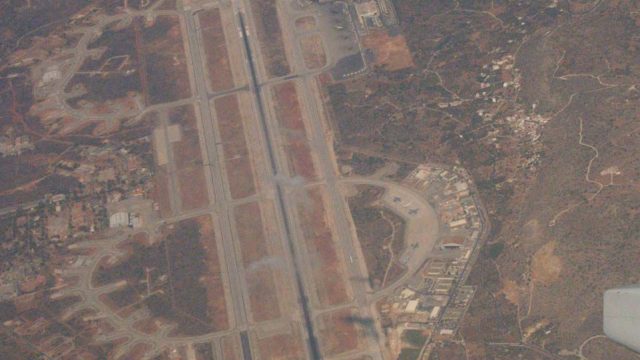 Screenshot 1 — Chania-Souda Air Base Scenery