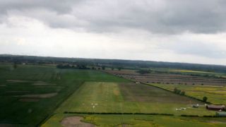 Screenshot 2 — Linley Hill Scenery
