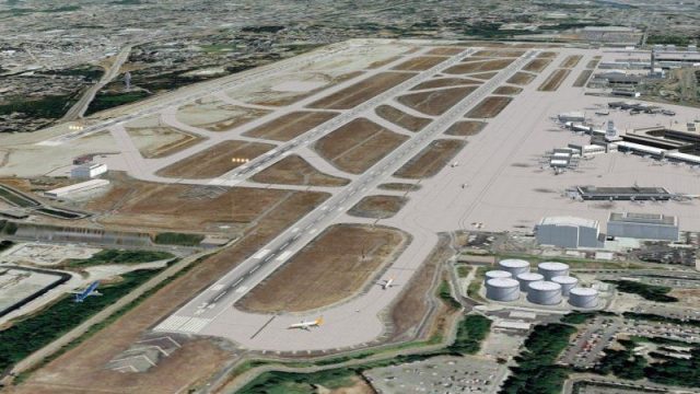 Screenshot 1 — Seattle Airports Scenery