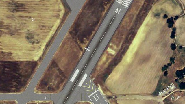 Screenshot 1 — Crosswind Runways For CCC Scenery