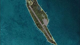 Screenshot 1 — Private Island Scenery