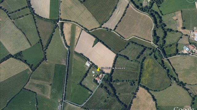 Screenshot 1 — France Domaine de la Boissiere Scenery