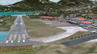 Screenshot 4 — St-Barthelemy Island Sloped Runway Scenery