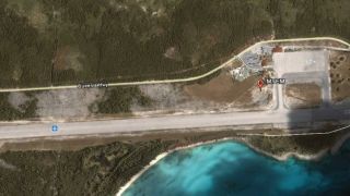 Screenshot 1 — Governors Harbour Airport Scenery