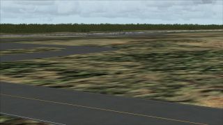 Screenshot 13 — Usinsk Airport Scenery